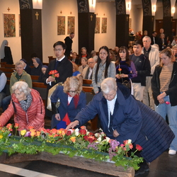 Image - Eglise_St_Pierre_Fribourg-_Croix_Fleurie_19.4.2025-p038.JPG